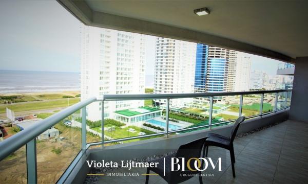 Confortable apartamento de 3 dormitorios y dep. Vista al mar, Look Brava, Punta del Este.