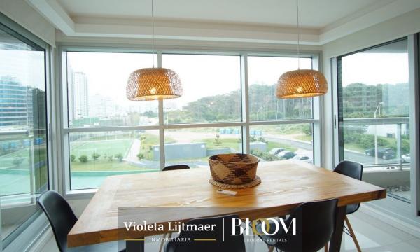Espectacular Apartamento, 2 Dormitorios y Dep. Look Brava