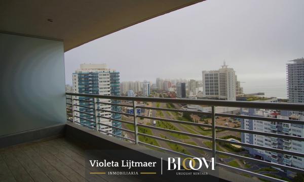 Moderno apartamento 2 Suites en Piso alto, Playa Mansa Punta del Este