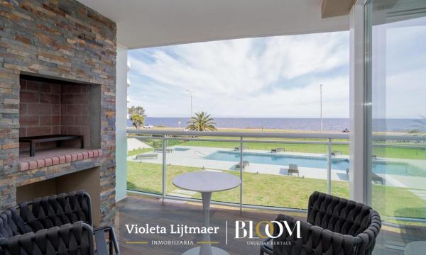 Moderno apartamento, 2 dormitorios 2 baños, primera linea mansa