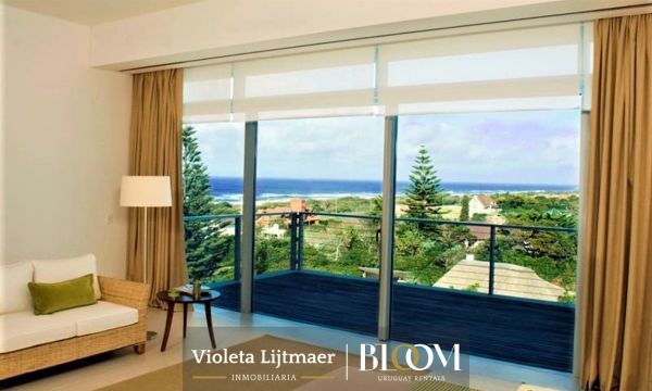 Lujoso Apartamento de 4 Suites
